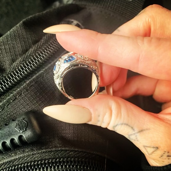 925 Sterling Art Deco Blue and White Sapphire Ring - Picture 9 of 16